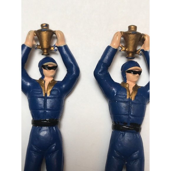 Soma Gold Cup Winner Toy Figures Wearing Blue 2.5” Tall Toy Vintage 1998 - Picture 4 of 5